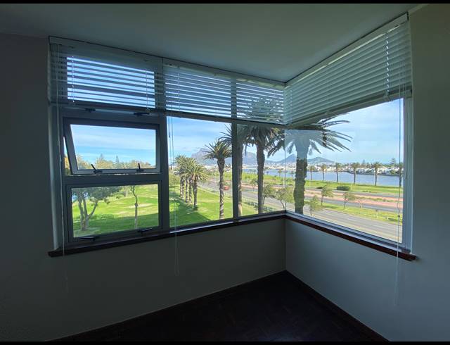 3 BEDROOM APARTMENT TO LET IN MILNERTON CENTRAL